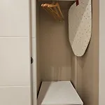 Alan Apartman *
